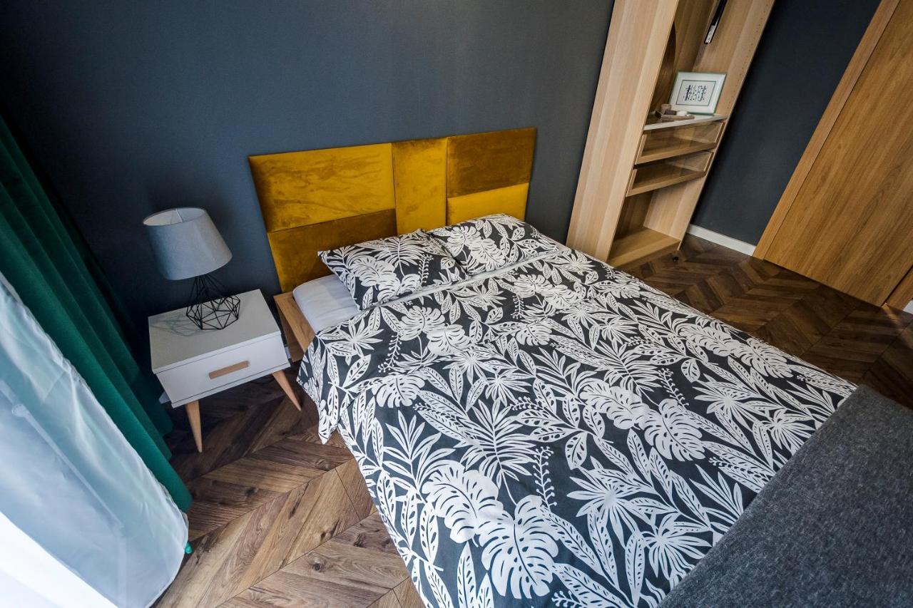 Apartament Z Ogrodkiem I Garazem Познан Екстериор снимка