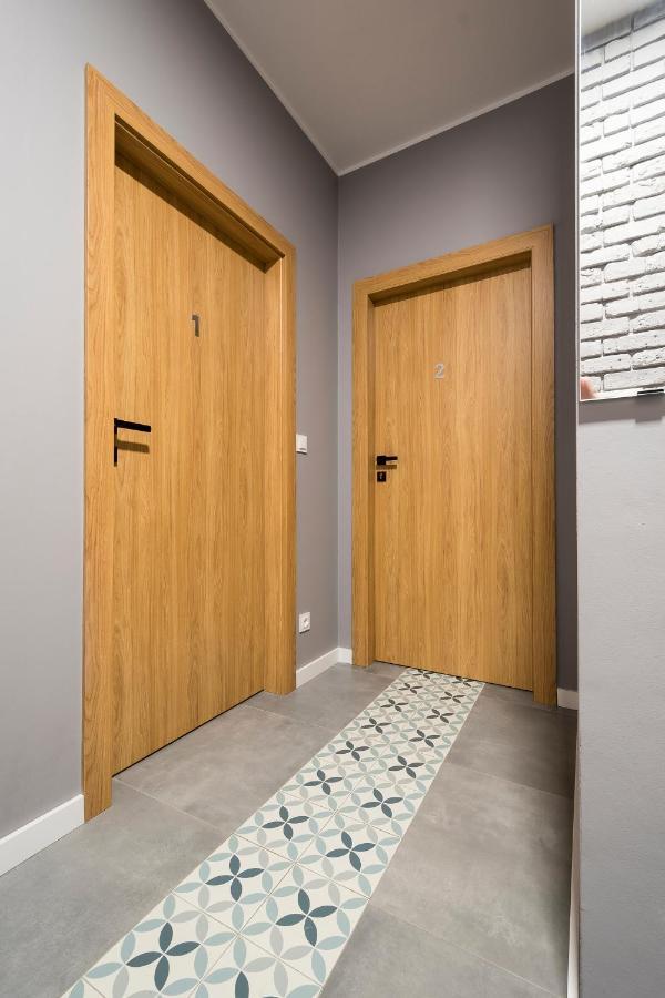 Apartament Z Ogrodkiem I Garazem Познан Екстериор снимка