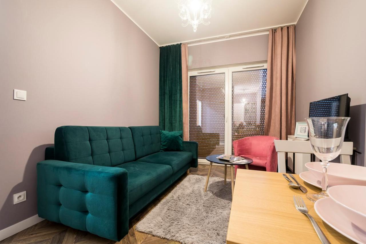 Apartament Z Ogrodkiem I Garazem Познан Екстериор снимка