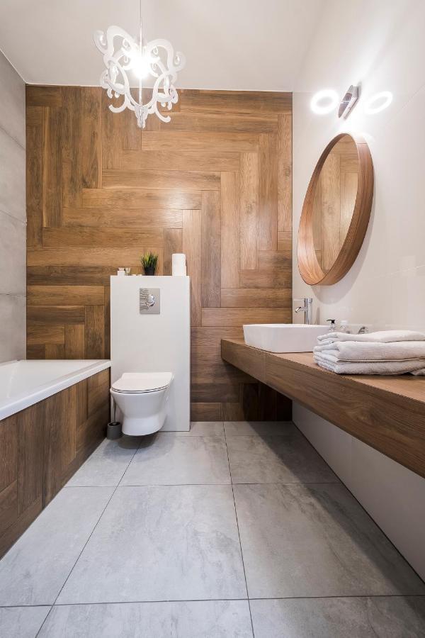 Apartament Z Ogrodkiem I Garazem Познан Екстериор снимка