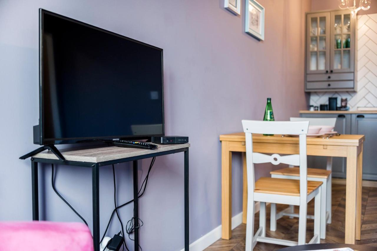 Apartament Z Ogrodkiem I Garazem Познан Екстериор снимка